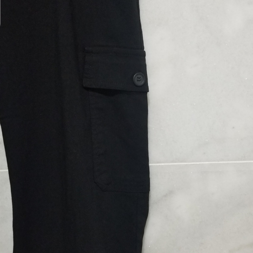 Motherhood Black Cargo Rolled Hem Capris Small - Picture 7 of 14